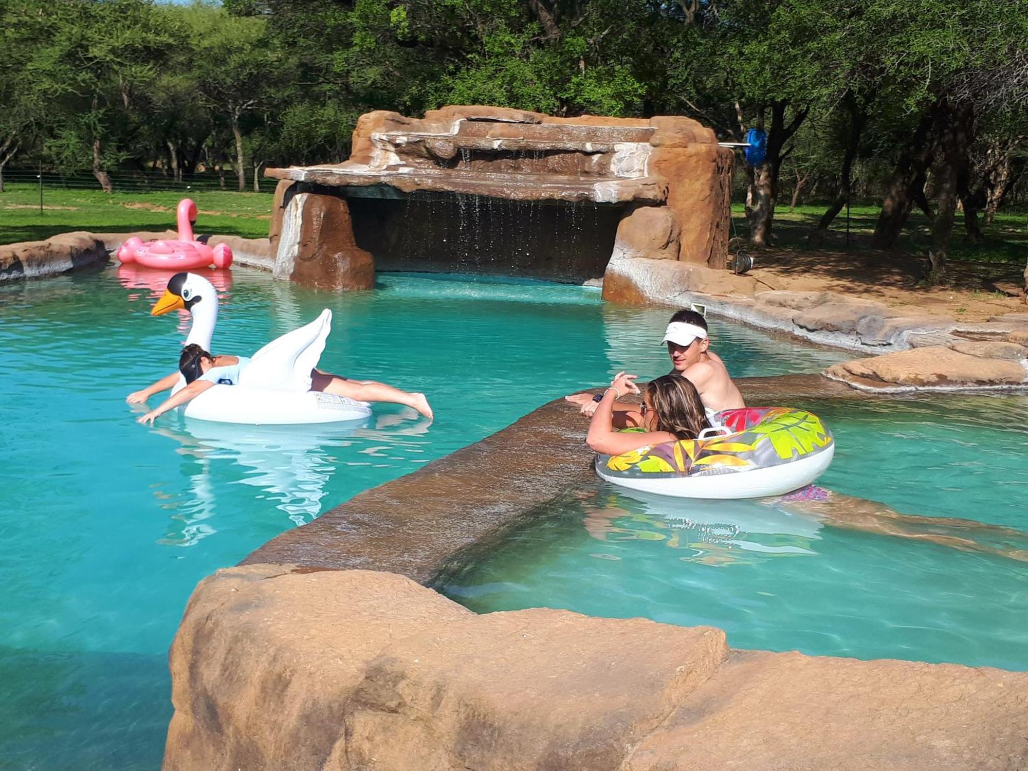 Thabaledi Game Lodge Beestekraal  Exterior photo