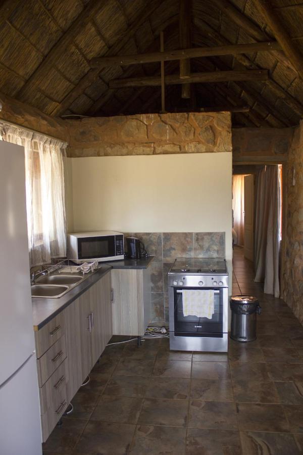 Thabaledi Game Lodge Beestekraal  Exterior photo